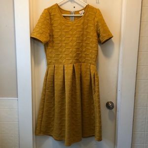 Lularoe Amelia dress, mustard yellow quilt print